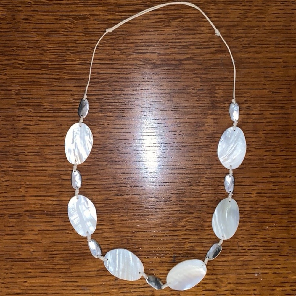 Adjustable Shell and Hammered Silver Necklace
